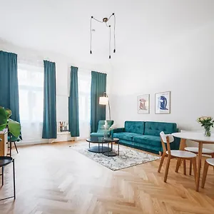 Brand Cozy Appartement